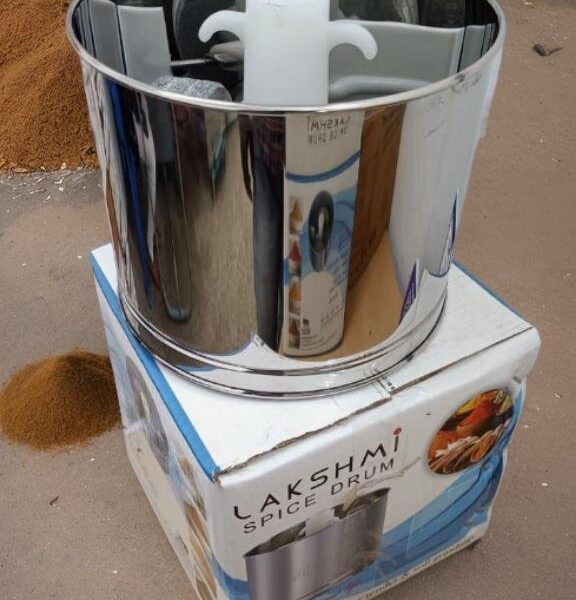 Masala drum attachment for grinders