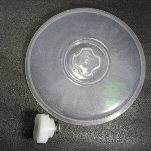 Tabletop grinder top nut with lid set